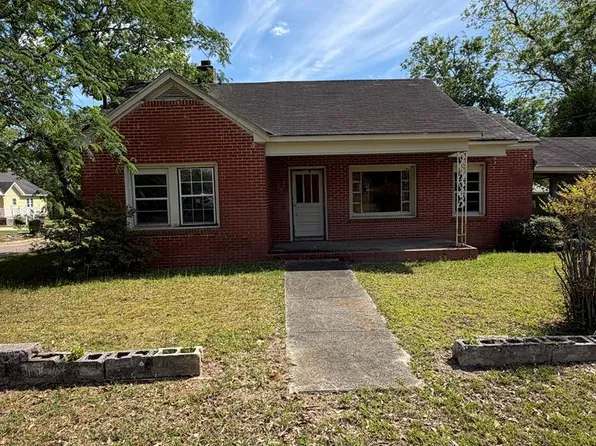 1222 E Adams St, Dothan, AL 36303