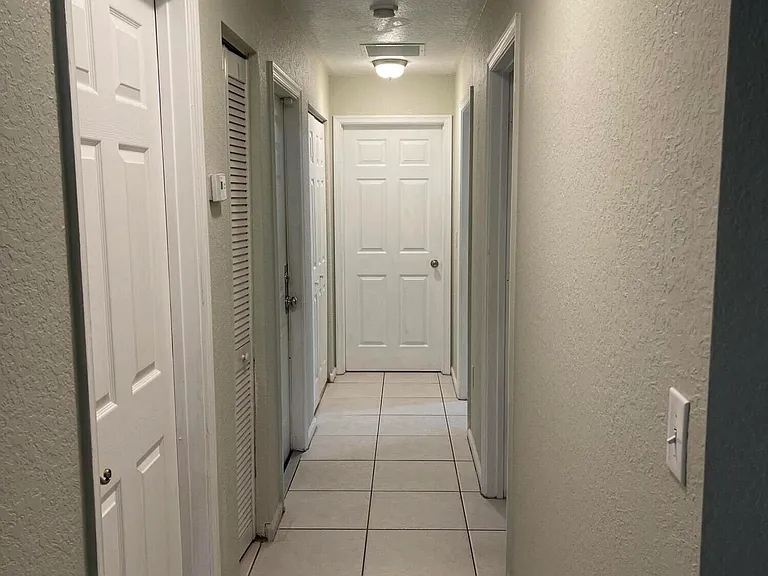 5852 Azalea Cir — Photo 3