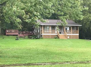 1516 Oakridge Way, Stoughton, WI 53589