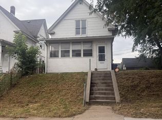 2409 B St, Omaha, NE 68105