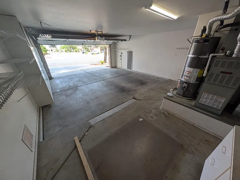 10113 Crescent Creek Dr — Photo 27