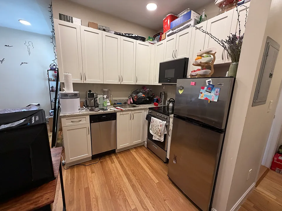 209-211 Harvard ave