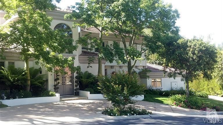 2nd image of 532 Meadow Grove Ln
