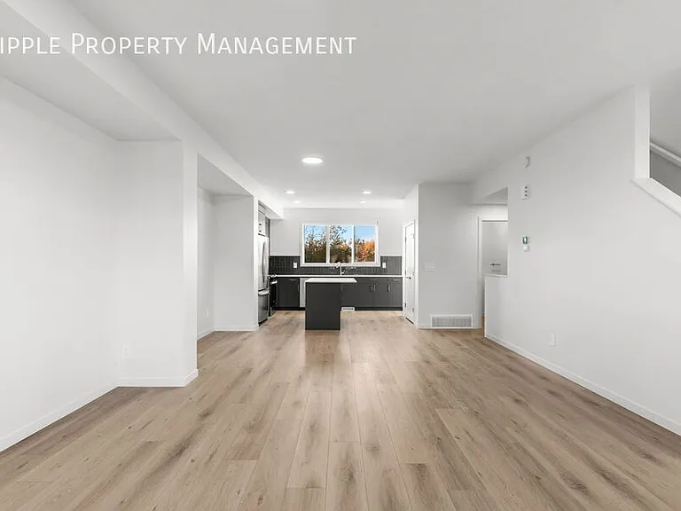 71 Westwind Dr #71 — Photo 3