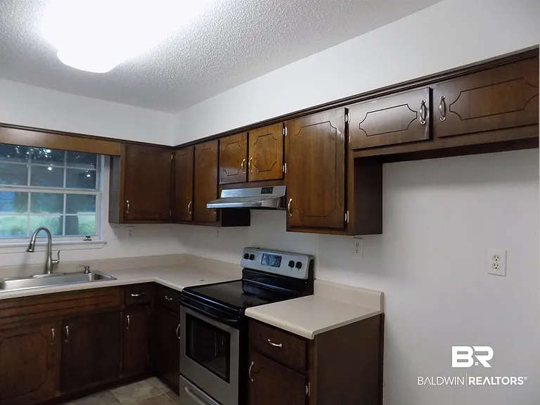 23266 Wilson Dr — Photo 5