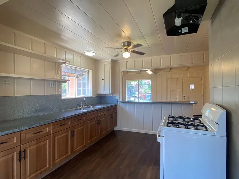 120 W Mountain View St — Photo 7