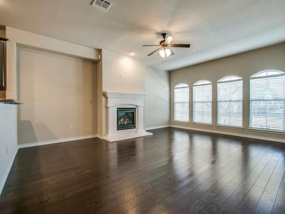 1st image of 1468 Arapaho Dr