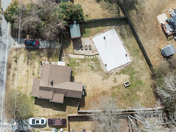 4th image of 209 Weston Rd