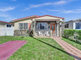 365 W 30th St, Hialeah, FL 33012