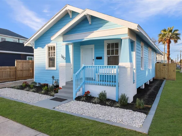 1802 Ursuline St, Galveston, TX 77550