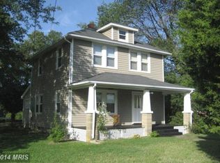 700 White Oak Rd, Fredericksburg, VA 22405