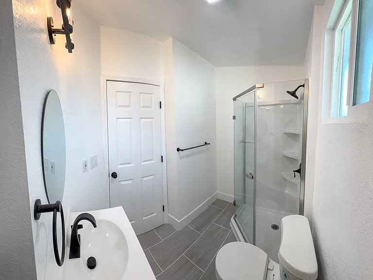 25 Pico Ave #B — Photo 16