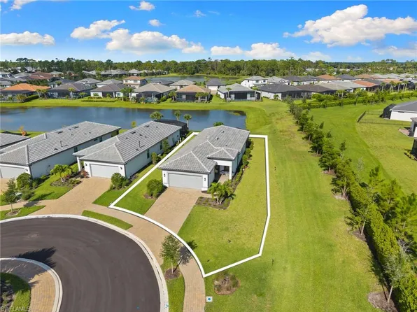 1851 Mesa LN, NAPLES, FL 34120