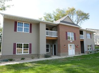 5505 N Frostwood Pkwy #18, Peoria, IL 61615