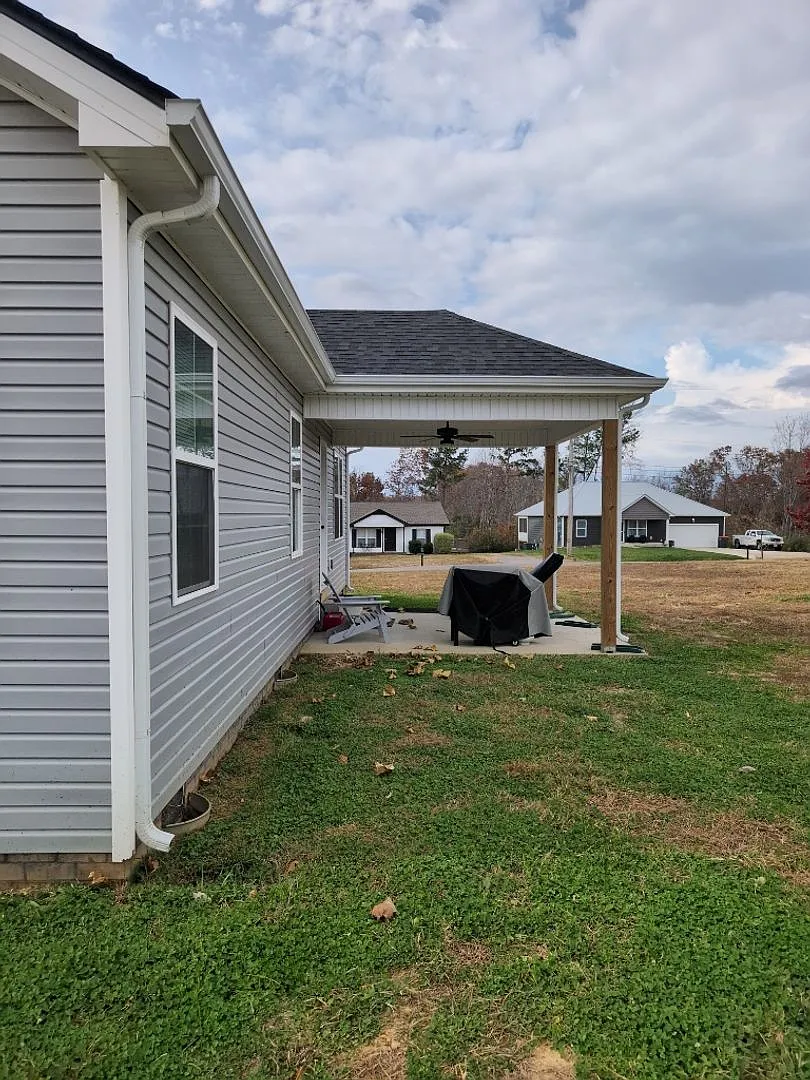 1113 Hand Court — Photo 3