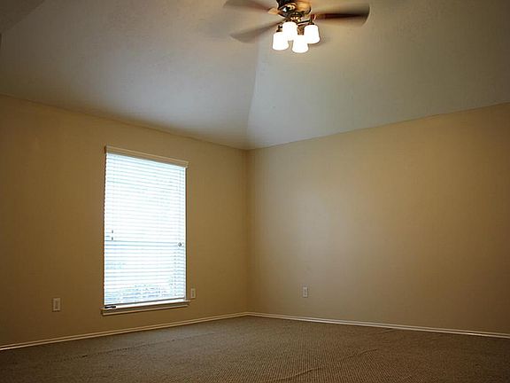 5th image of 1142 Turtle Creek Dr