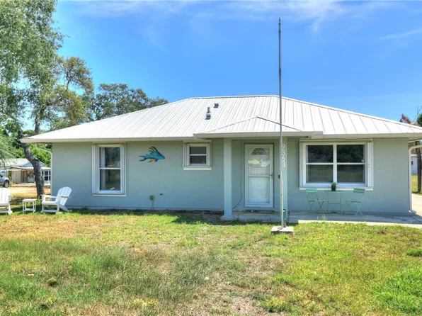 9363 Victoria Dr, Micco, FL 32976