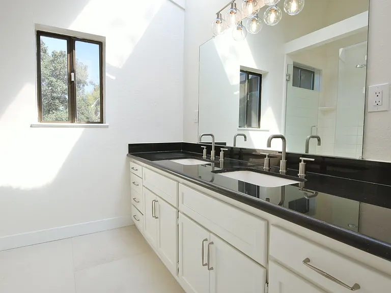 5318 Fairway Dr — Photo 13