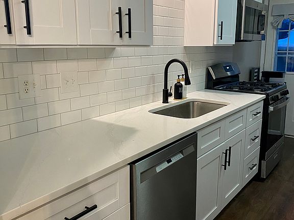 2nd image of 9809 Rich Rd