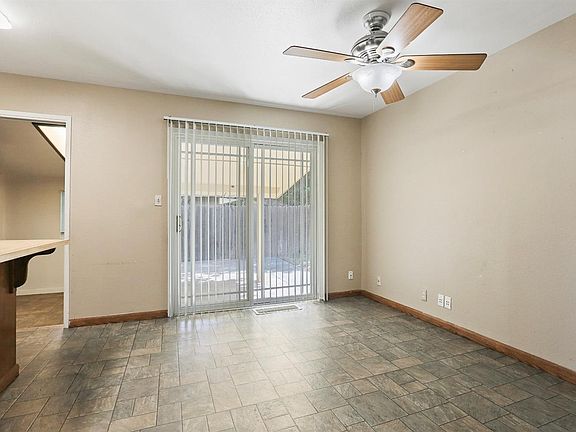 5th image of 1112 Tamarack Dr