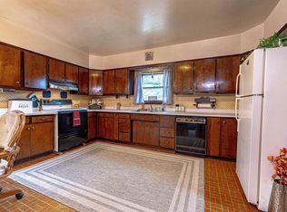 W8183 Elkhorn Rd, Whitewater, WI 53190