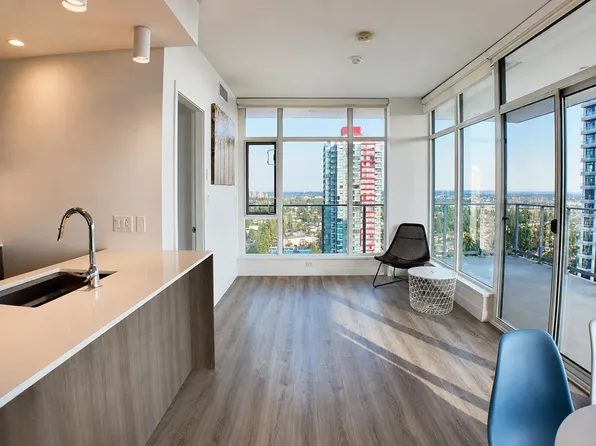 6511 Sussex Ave #1804, Burnaby, BC V5H 3B1