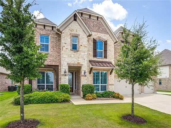 2nd image of 2312 Emerald Lake Ln