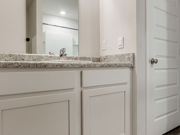 3rd image of 2528 Sutton Place Dr