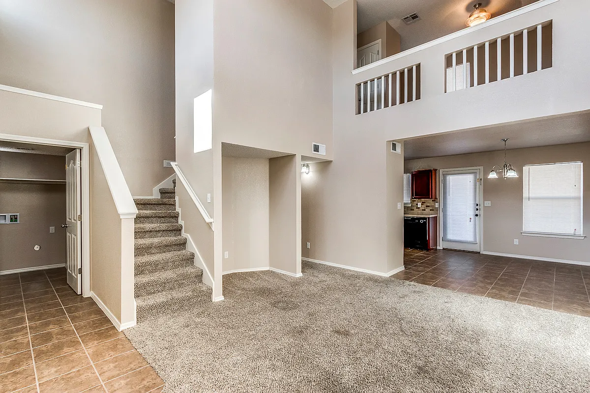 Home For Rent - Lovely East Side Rental W/ Refrigerated AC! — Photo 3