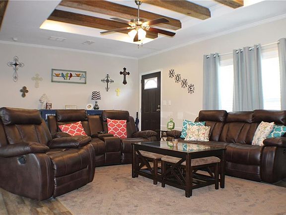 4th image of 170 Peggy Ln #L