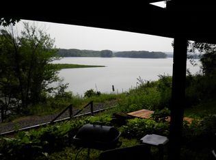 6129 Riverview Rd, Thomson, IL 61285