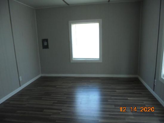 512 York St Miami Ok 74354 Zillow