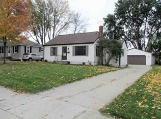 1515 7th St, Green Bay, WI 54304