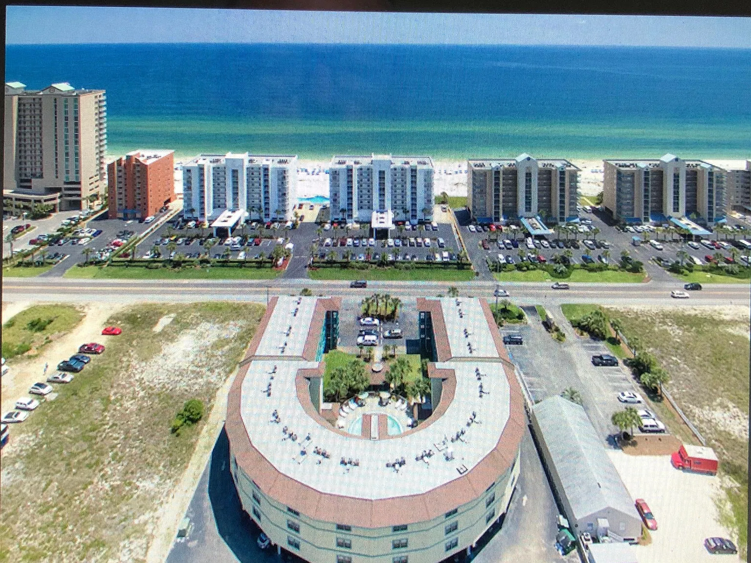 952 W Beach Blvd — Photo 3