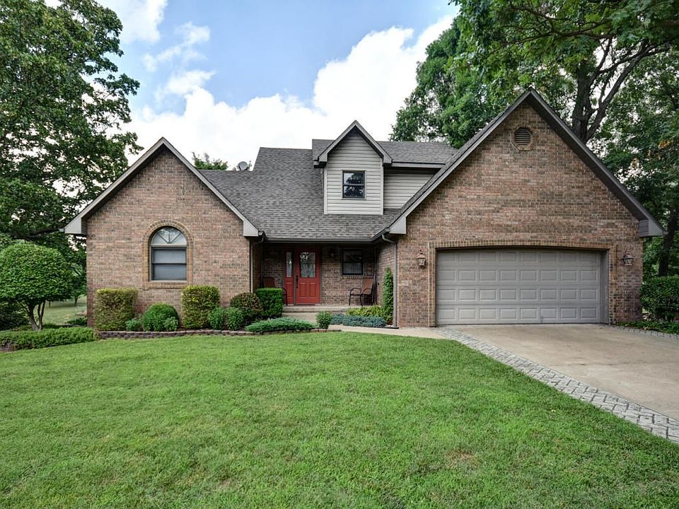 1316 E Deer Lane-5
