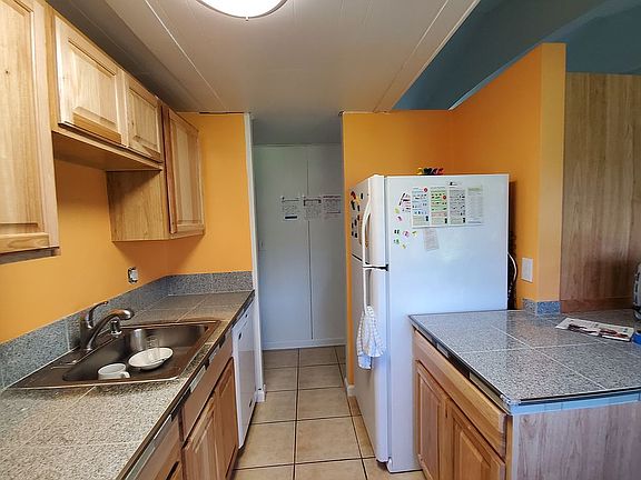 4th image of 7628 273rd St NW