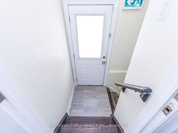 3rd image of 4 Mussle White Rd