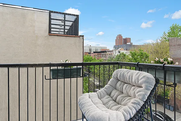 Rented by Christie's International Real Estate Group, LLC | media 17