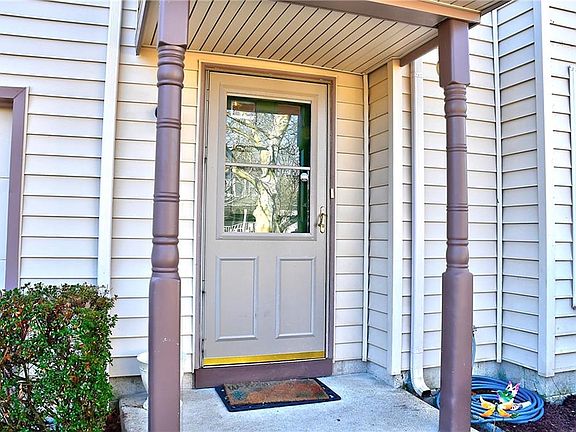 2nd image of 4824 Boxford Rd