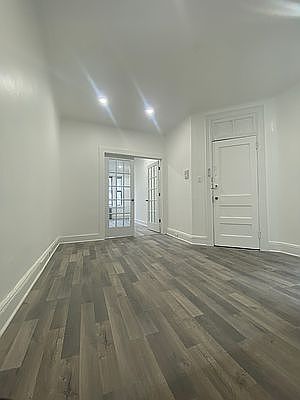 1st image of 21-59 42nd St #1R