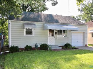 2136 Sandown Rd, Toledo, OH 43615