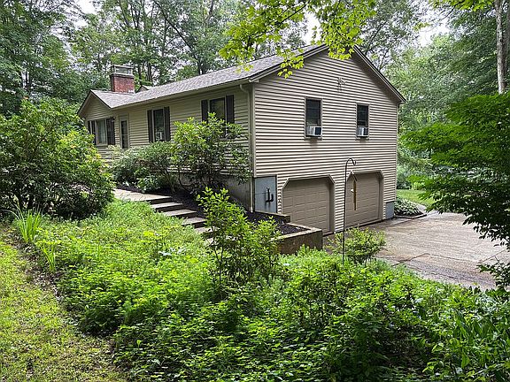 3rd image of 48 Johnson Rd