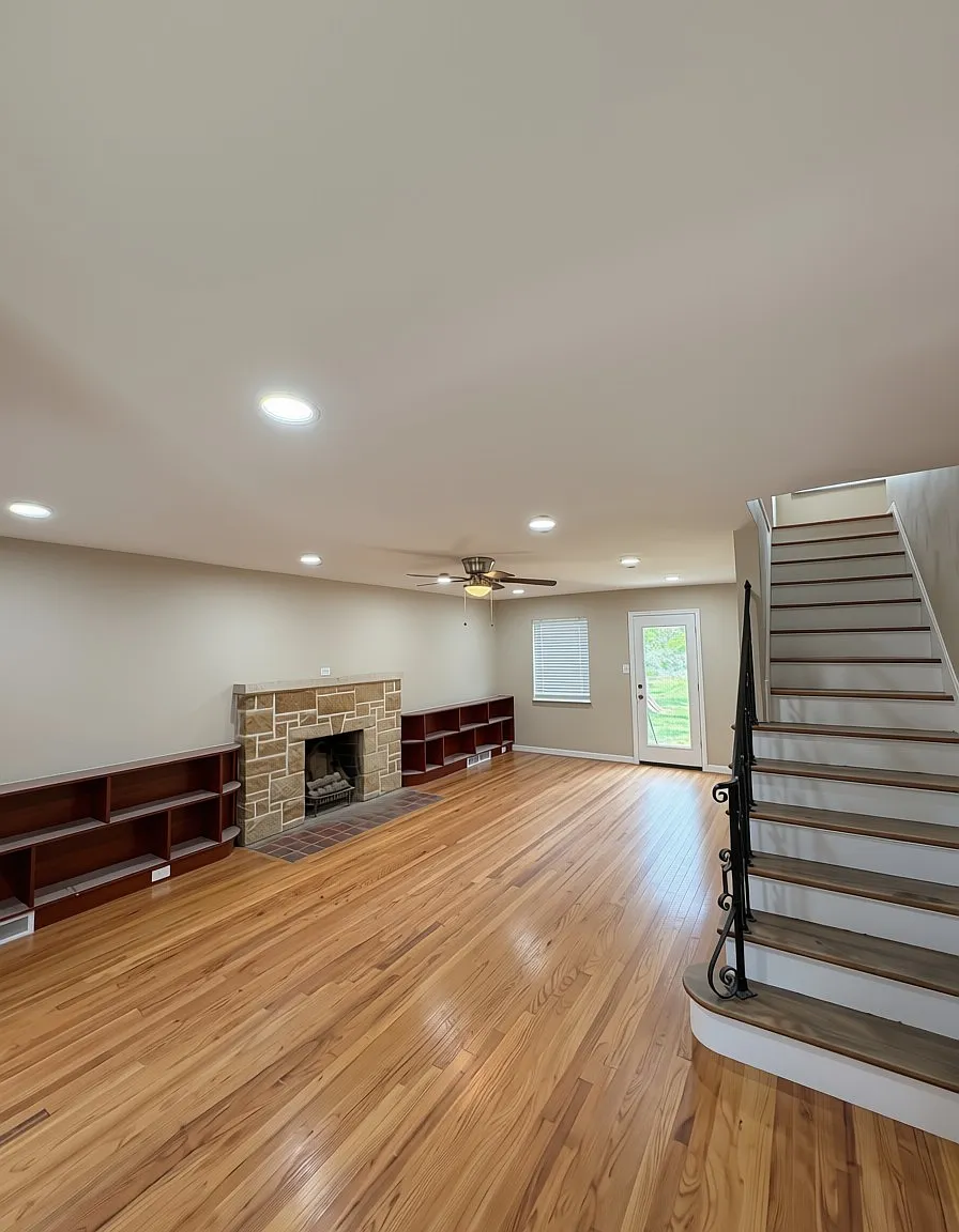 3 bed, 1.5 bath, 1684 sqft, $2,150 — Photo 2