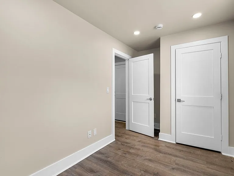 3150 Buena Vista Ter SE — Photo 15