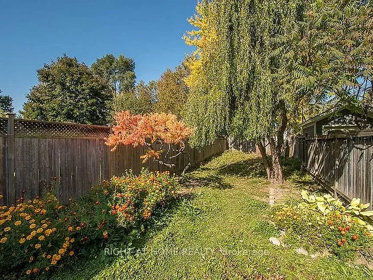 28 Bates Ct — Photo 32