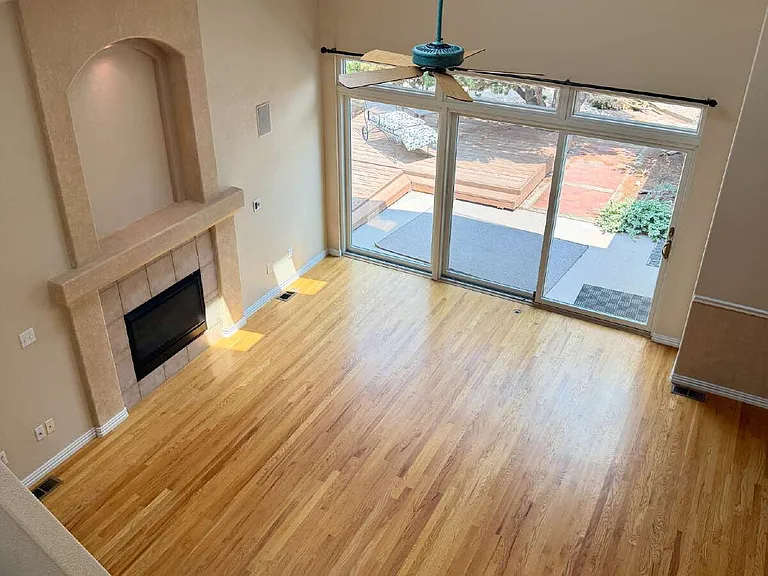 1011 S Valentia St #104 — Photo 6