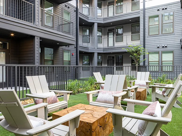 Alta Lofts on the Levee — Photo 33