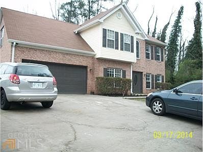 GREAT CURB APPEAL