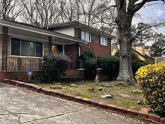 3rd image of 3467 Pheasant Ct