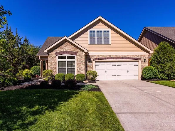 8703 Park Place Cir, West Chester, OH 45069